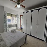 Apartamento Apartamento Cuatro Caminos If *